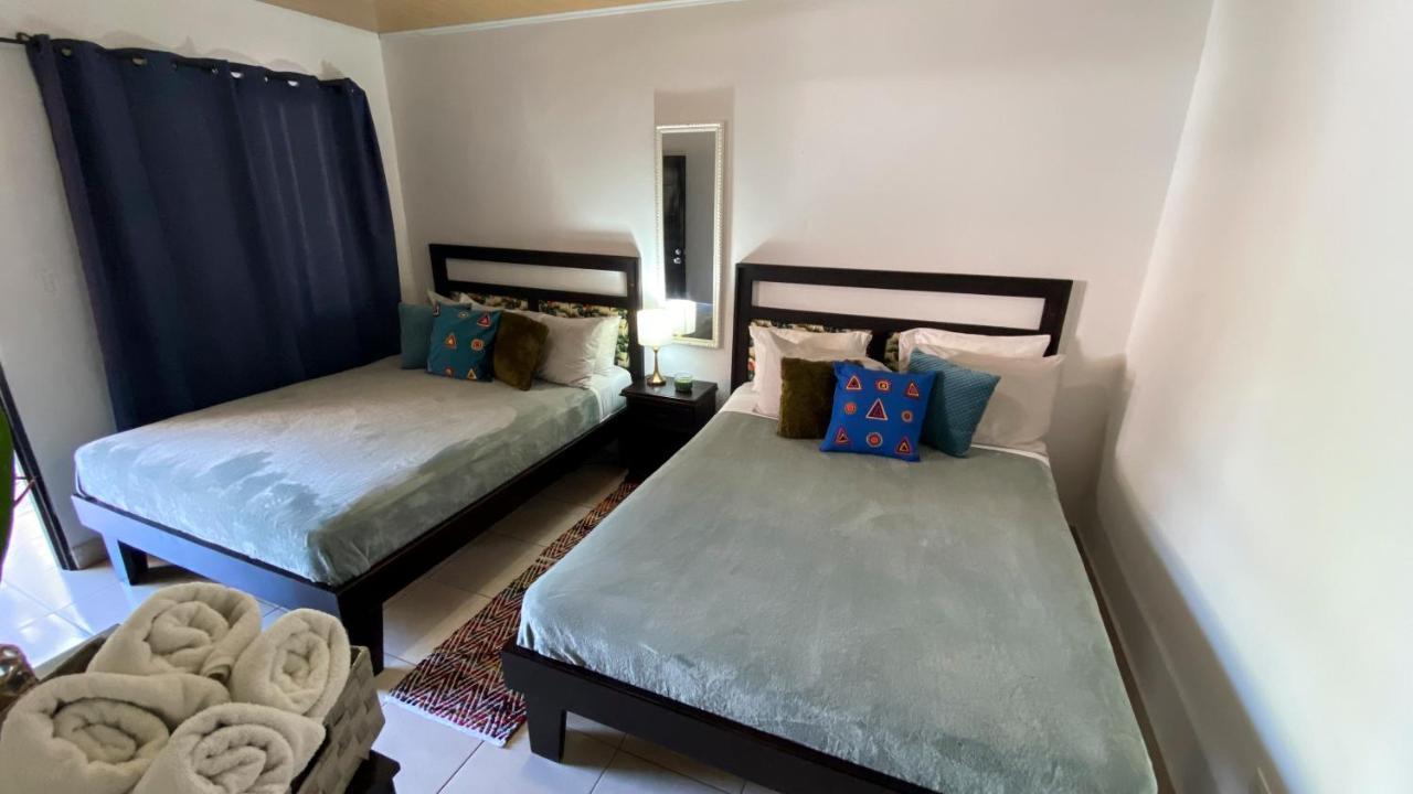 Roxy'S Bed & Breakfast Boca Chica Esterno foto